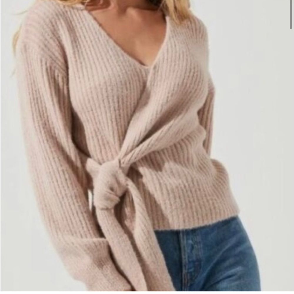 ASTR the label fuzzy tie front wool sweater blush color